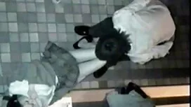 Le pubis Rasé femme  ...