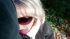 Gode pénétrant femme ...
