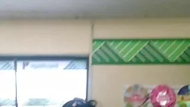 Ébène lèche la chatt ...