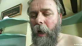 Lutte érotique deux  ...