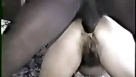 Il me branle ma bite ...