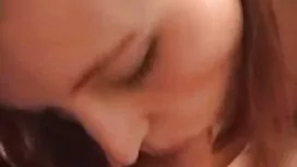 Asiatique Se masturb ...