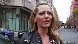 Elle a rencontré fem ...