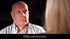 Elle a enlevé sa cul ...